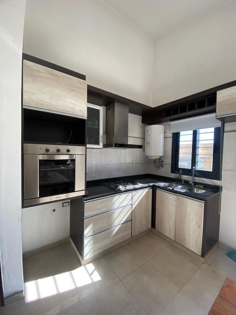 Casa Con Pileta Cerca De Pekos Y Carlos Paz *